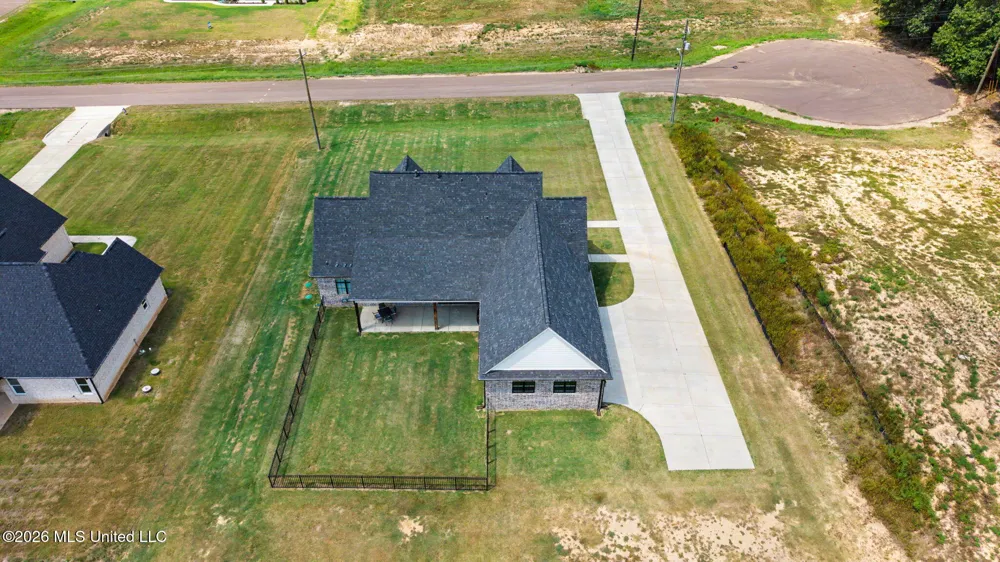 5042 Sophia Lane Hernando, MS 38632
