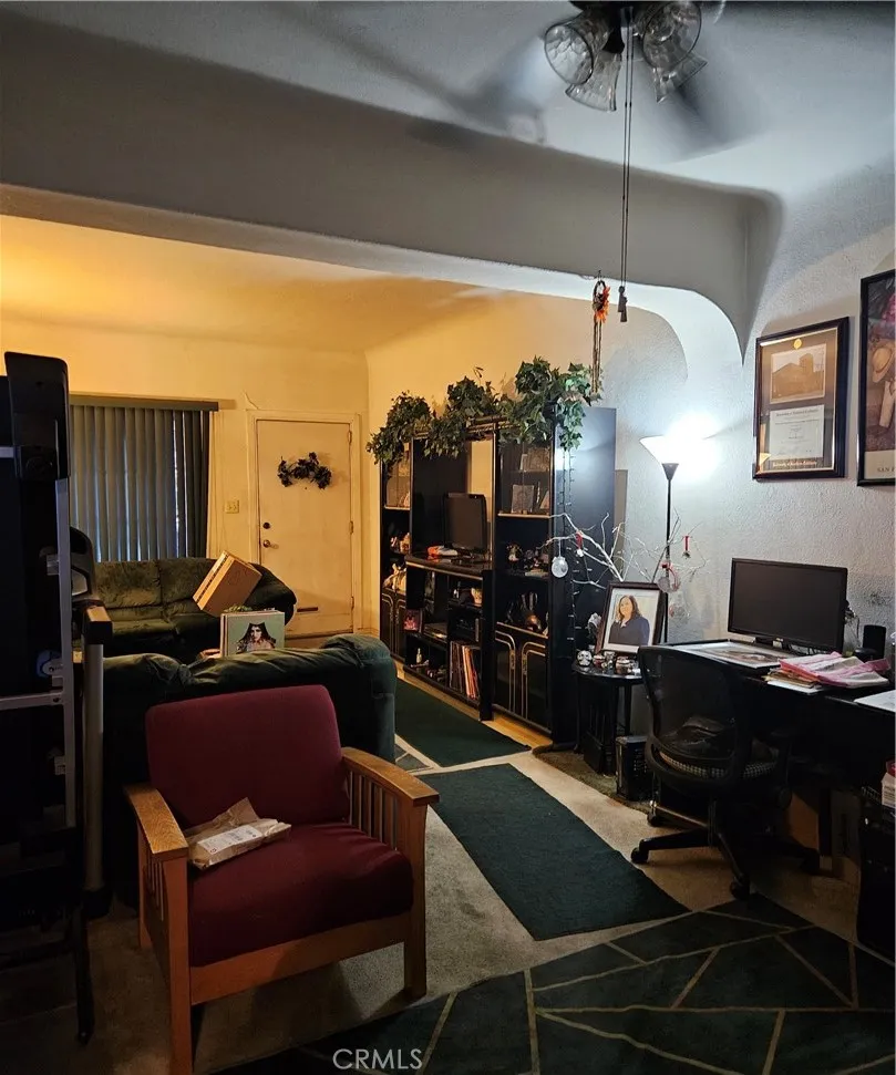 1201 Rolland Curtis Los Angeles, CA 90037