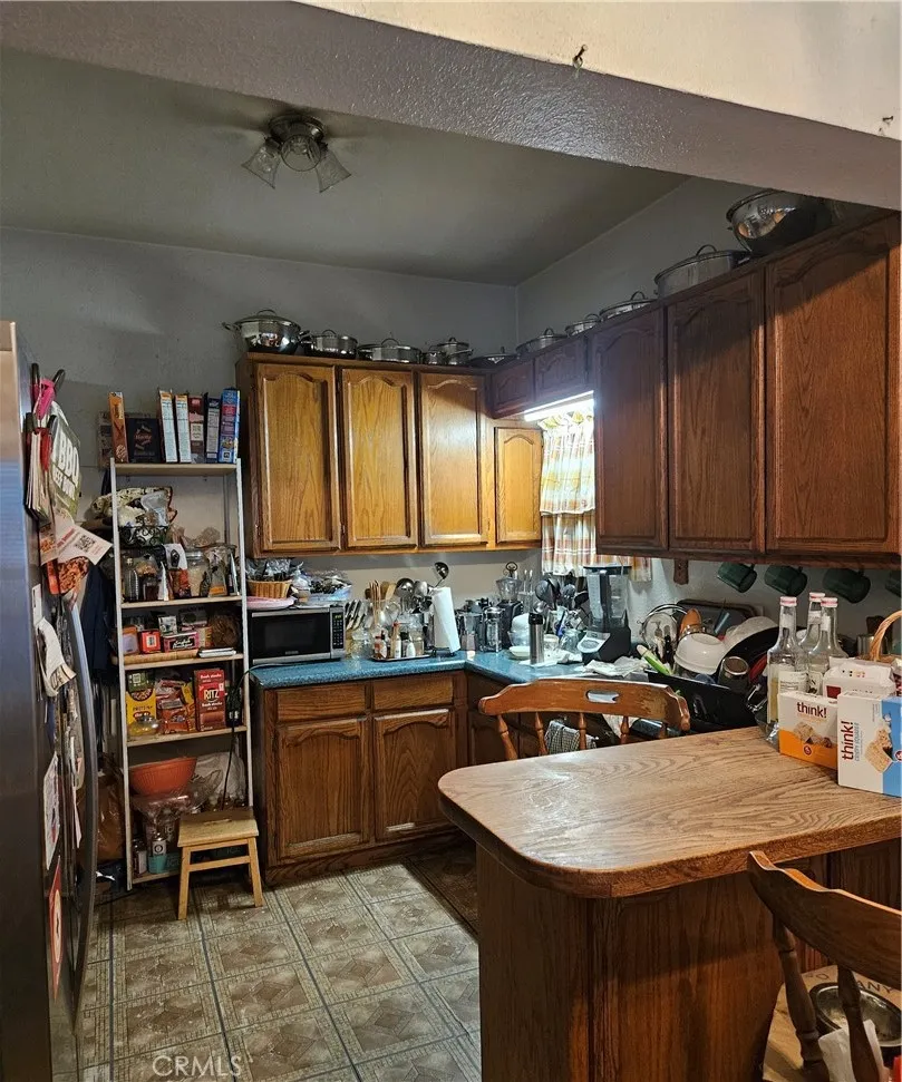 1201 Rolland Curtis Los Angeles, CA 90037