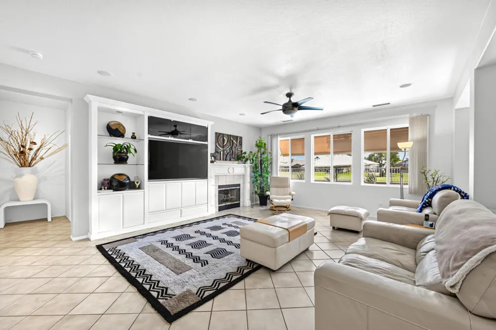 82575 Grant Drive Indio, CA 92201