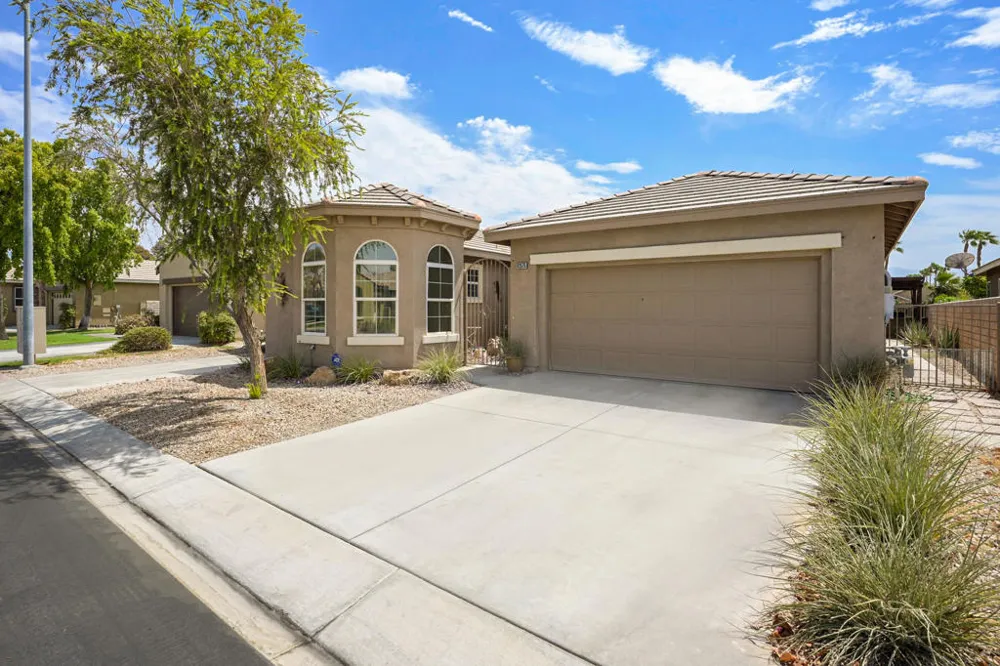 82575 Grant Drive Indio, CA 92201