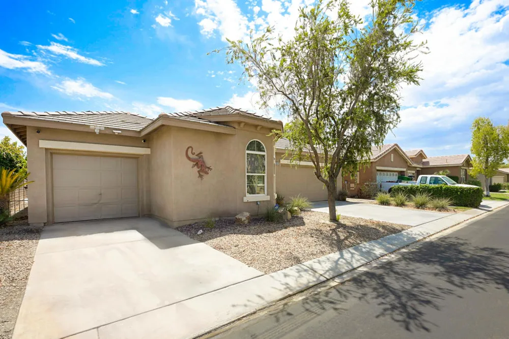 82575 Grant Drive Indio, CA 92201