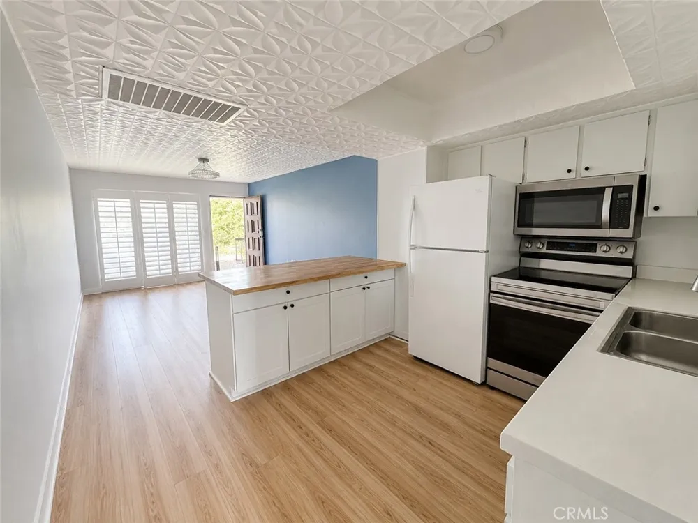 64275 Spyglass #50 Desert Hot Springs, CA 92240