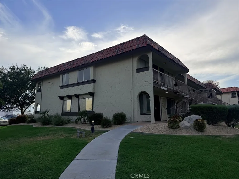 64275 Spyglass #50 Desert Hot Springs, CA 92240