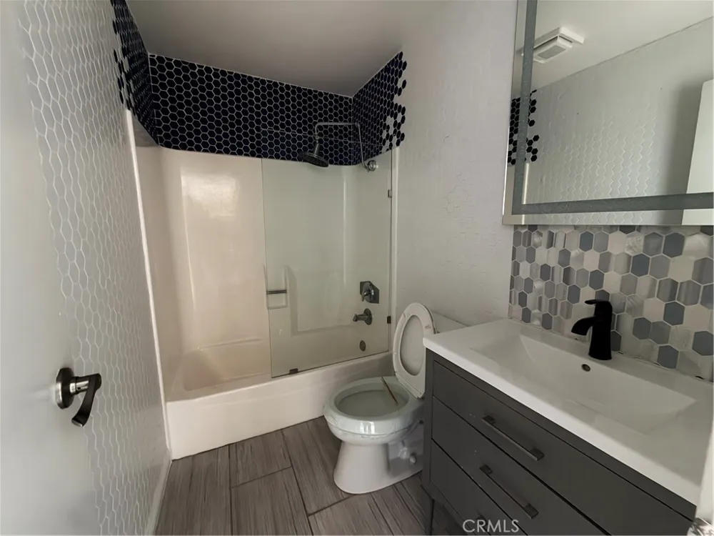 64275 Spyglass #50 Desert Hot Springs, CA 92240