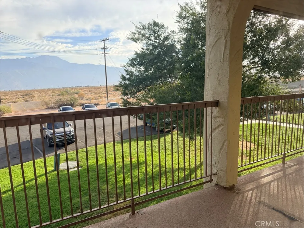 64275 Spyglass #50 Desert Hot Springs, CA 92240