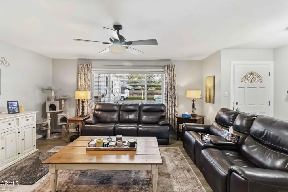 62 E Calle La Sombra Camarillo, CA 93010