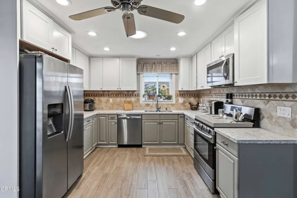 62 E Calle La Sombra Camarillo, CA 93010