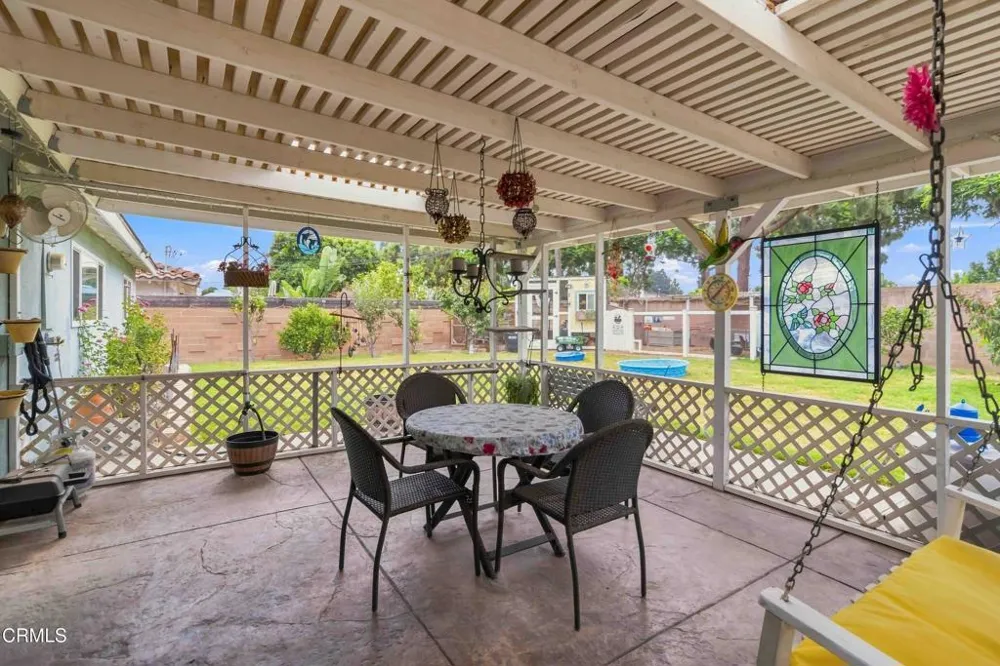 62 E Calle La Sombra Camarillo, CA 93010