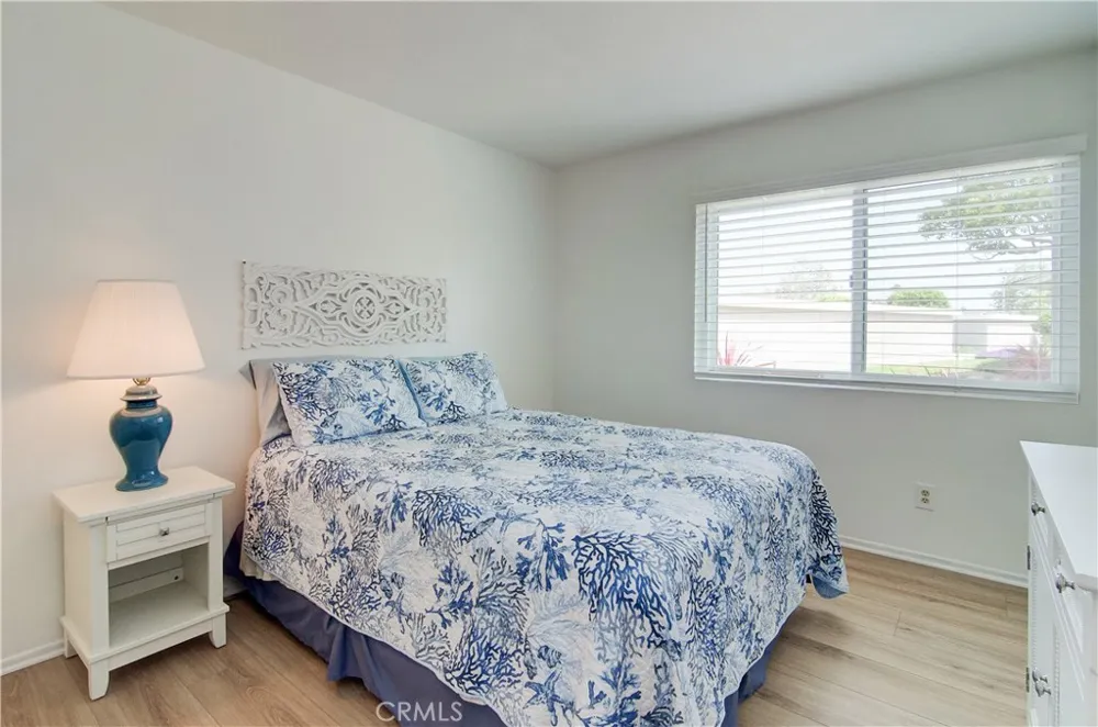 8566 Trinity Circle #816D Huntington Beach, CA 92646