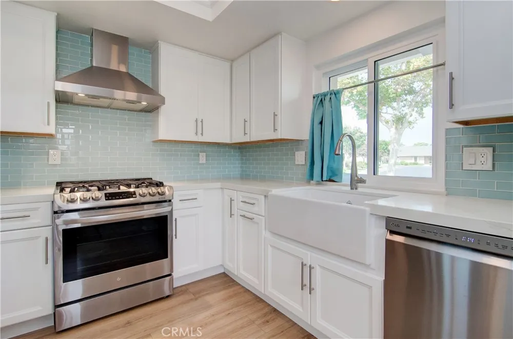 8566 Trinity Circle #816D Huntington Beach, CA 92646