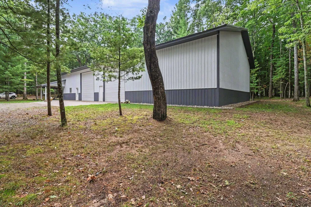 8228 Aqua Drive Irons, MI 49644