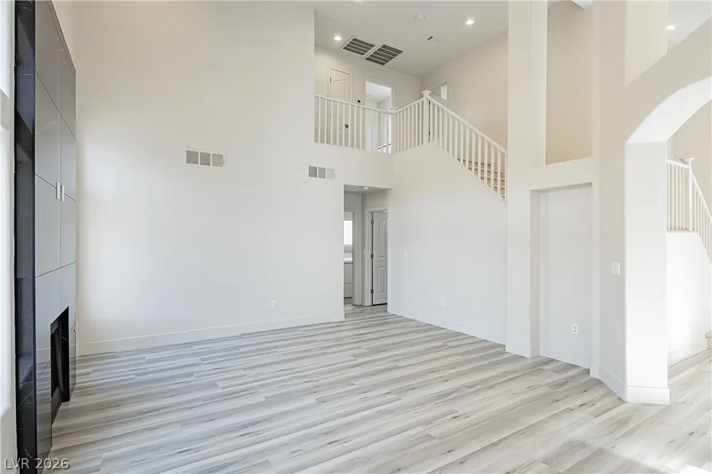 7816 Sparrowgate Avenue Las Vegas, NV 89131