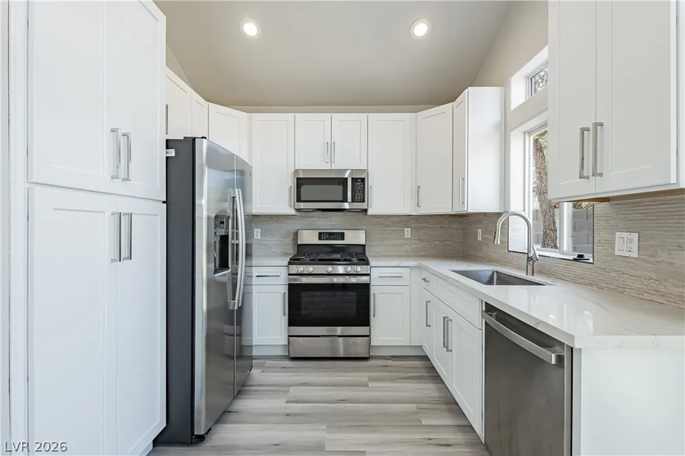 7816 Sparrowgate Avenue Las Vegas, NV 89131
