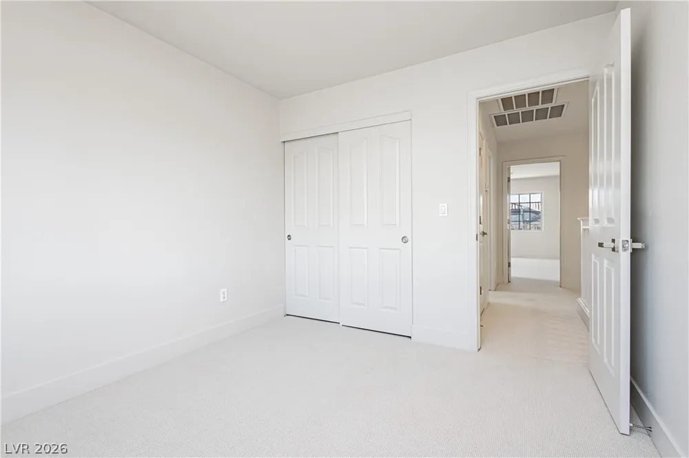 7816 Sparrowgate Avenue Las Vegas, NV 89131