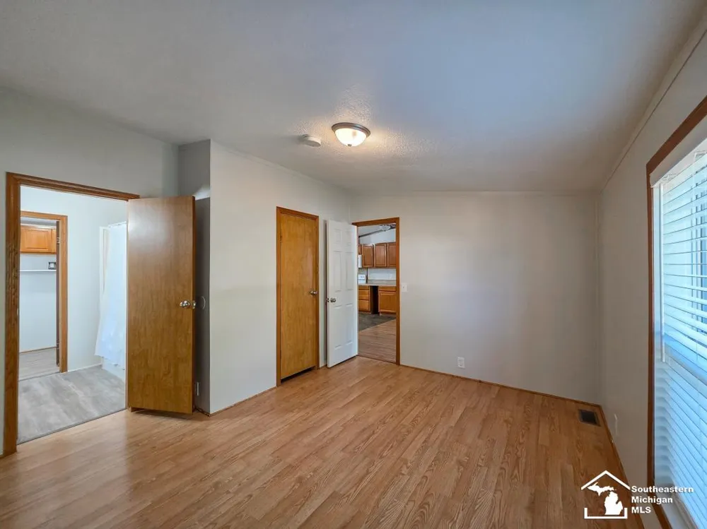 4393 5th Street Frenchtown Township, MI 48166