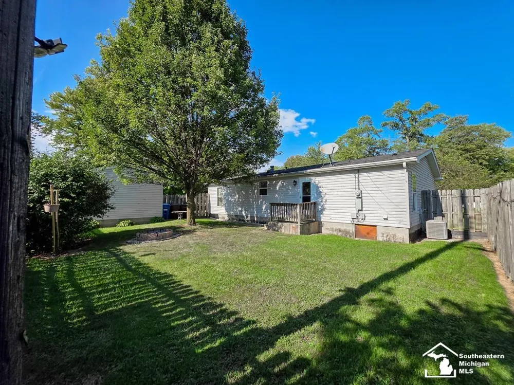 4393 5th Street Frenchtown Township, MI 48166