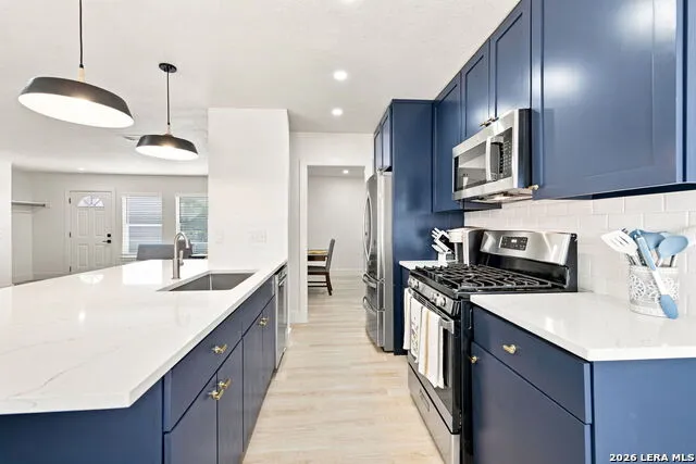 6039 HOPES FERRY ST San Antonio, TX 78233