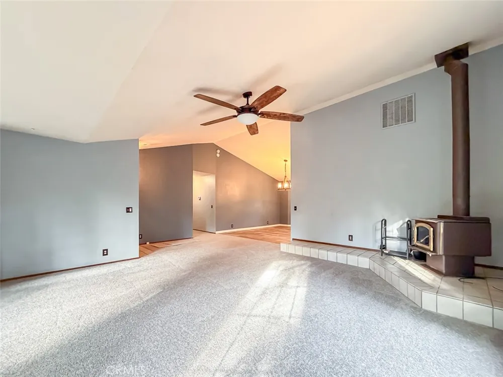 14626 Lafayette Circle Magalia, CA 95954