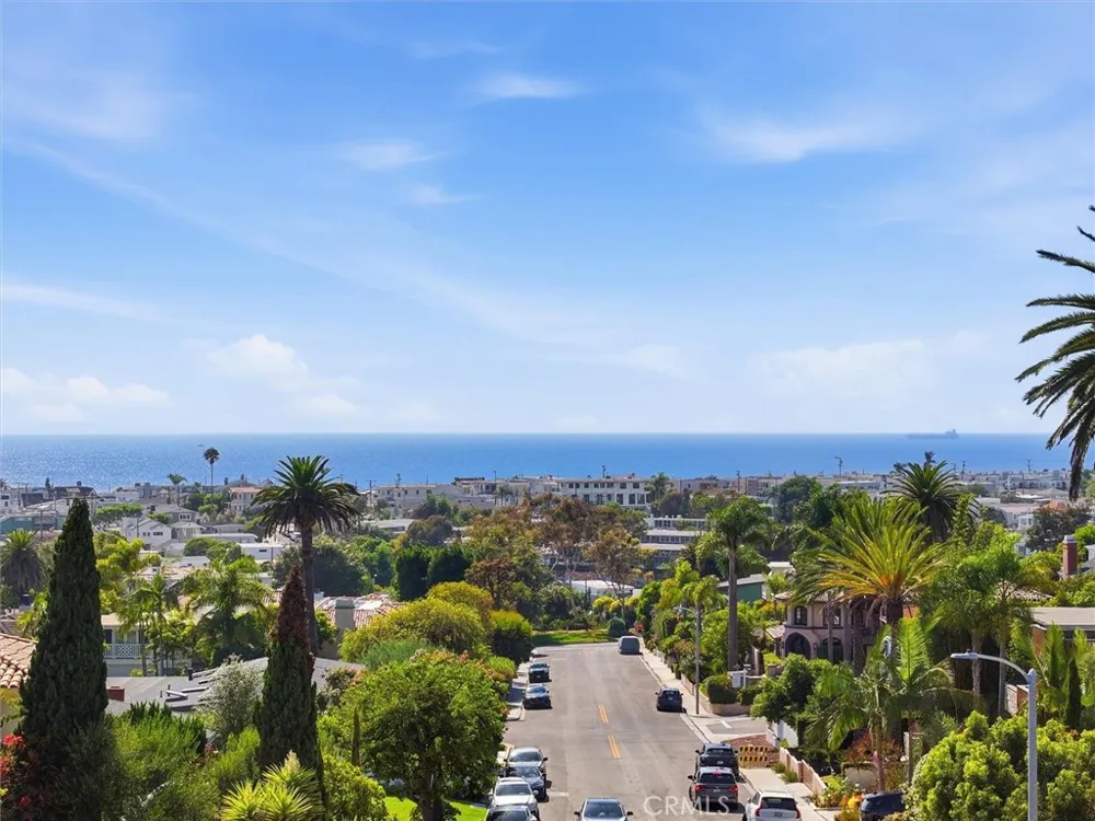 942 Duncan Manhattan Beach, CA 90266