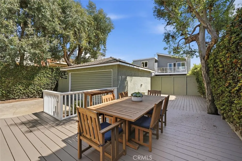 942 Duncan Manhattan Beach, CA 90266