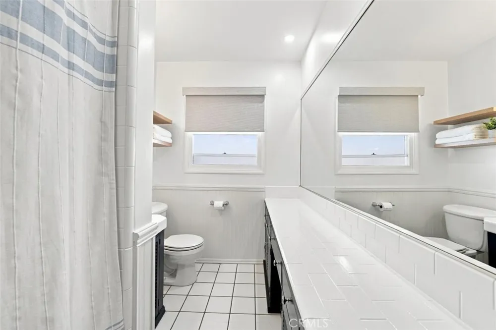 942 Duncan Manhattan Beach, CA 90266