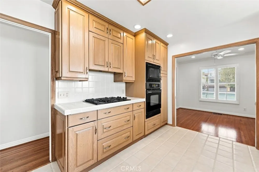 942 Duncan Manhattan Beach, CA 90266