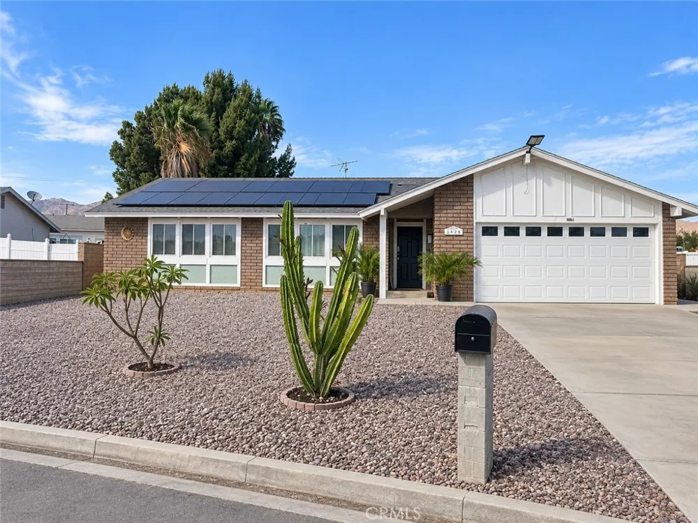 4625 Horseshoe Lane Riverside, CA 92509