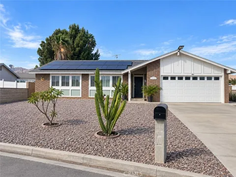 4625 Horseshoe Lane