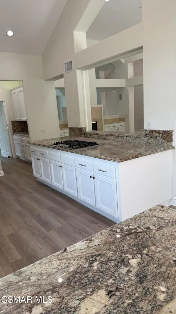 2209 Kirsten Lee Drive Westlake Village, CA 91361