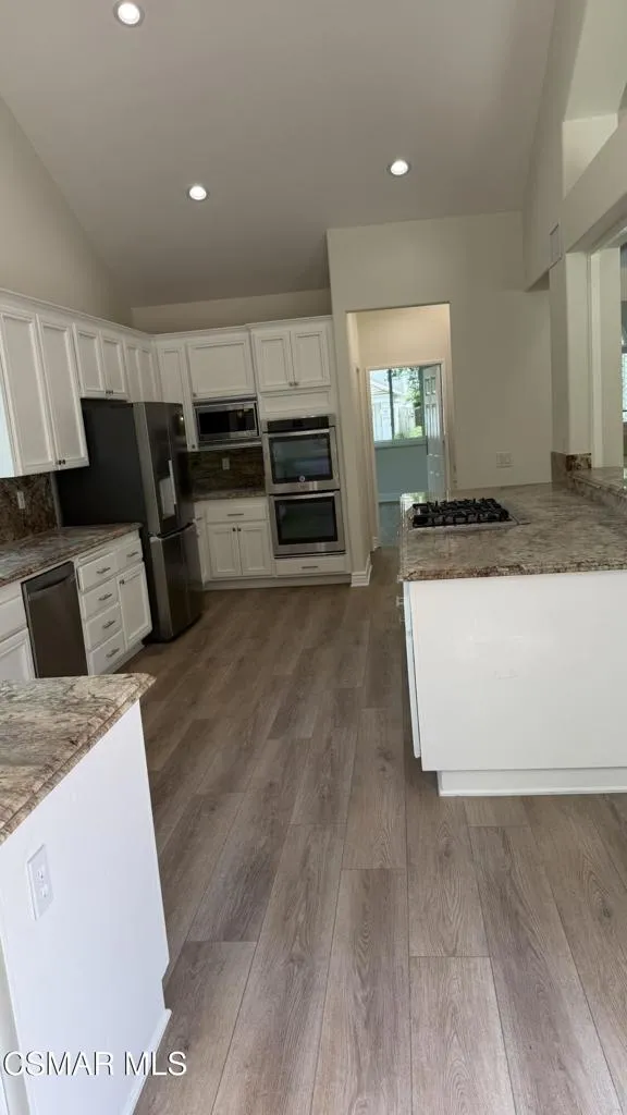 2209 Kirsten Lee Drive Westlake Village, CA 91361