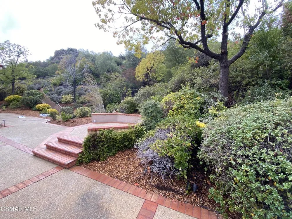 2209 Kirsten Lee Drive Westlake Village, CA 91361