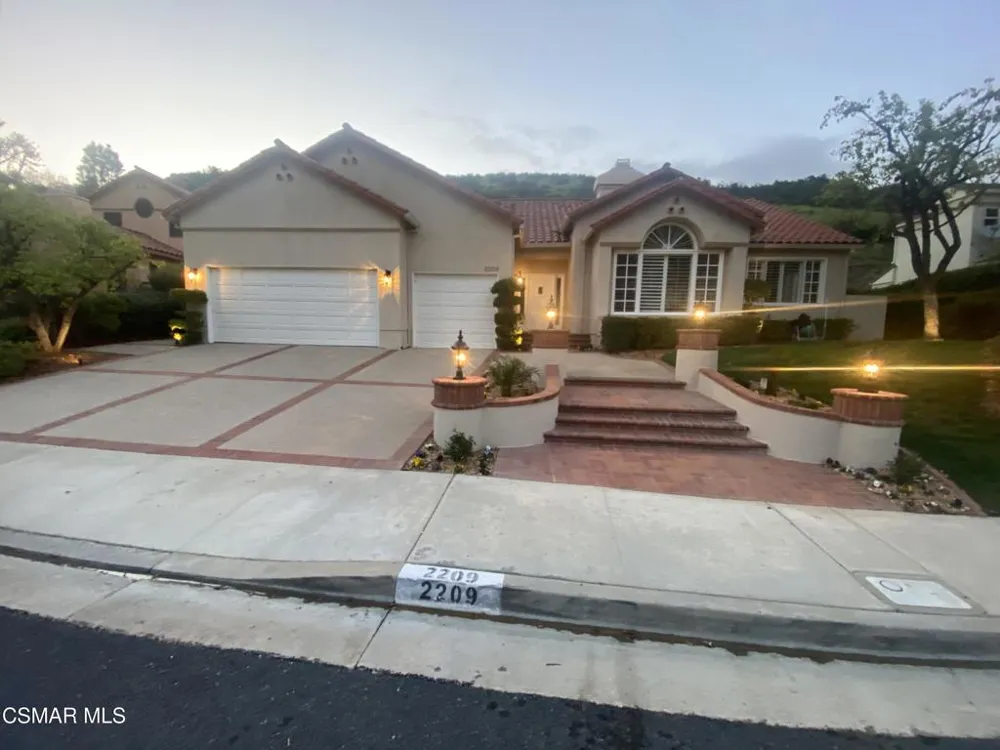2209 Kirsten Lee Drive Westlake Village, CA 91361