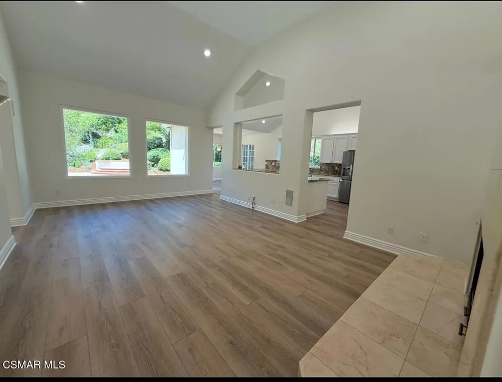 2209 Kirsten Lee Drive Westlake Village, CA 91361