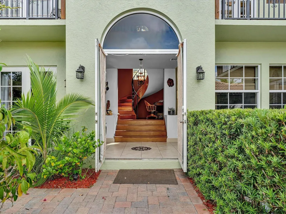 724 PARK PLACE West Palm Beach, FL 33401