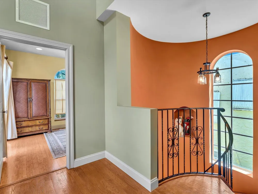 724 PARK PLACE West Palm Beach, FL 33401
