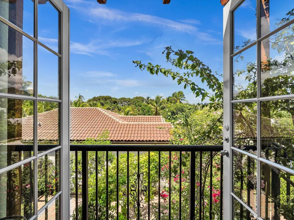 724 PARK PLACE West Palm Beach, FL 33401