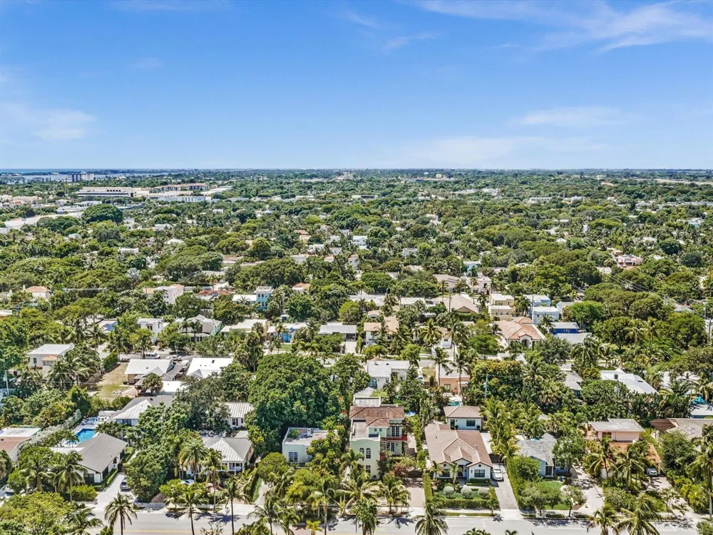 724 PARK PLACE West Palm Beach, FL 33401