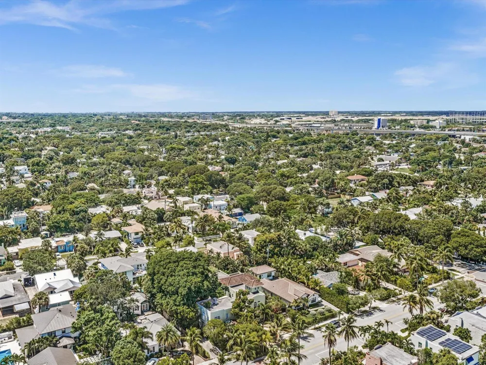 724 PARK PLACE West Palm Beach, FL 33401
