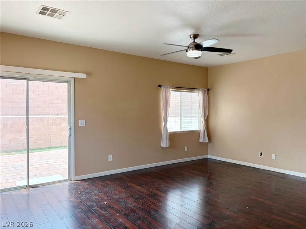 4647 Dealers Choice Way #103 Las Vegas, NV 89122