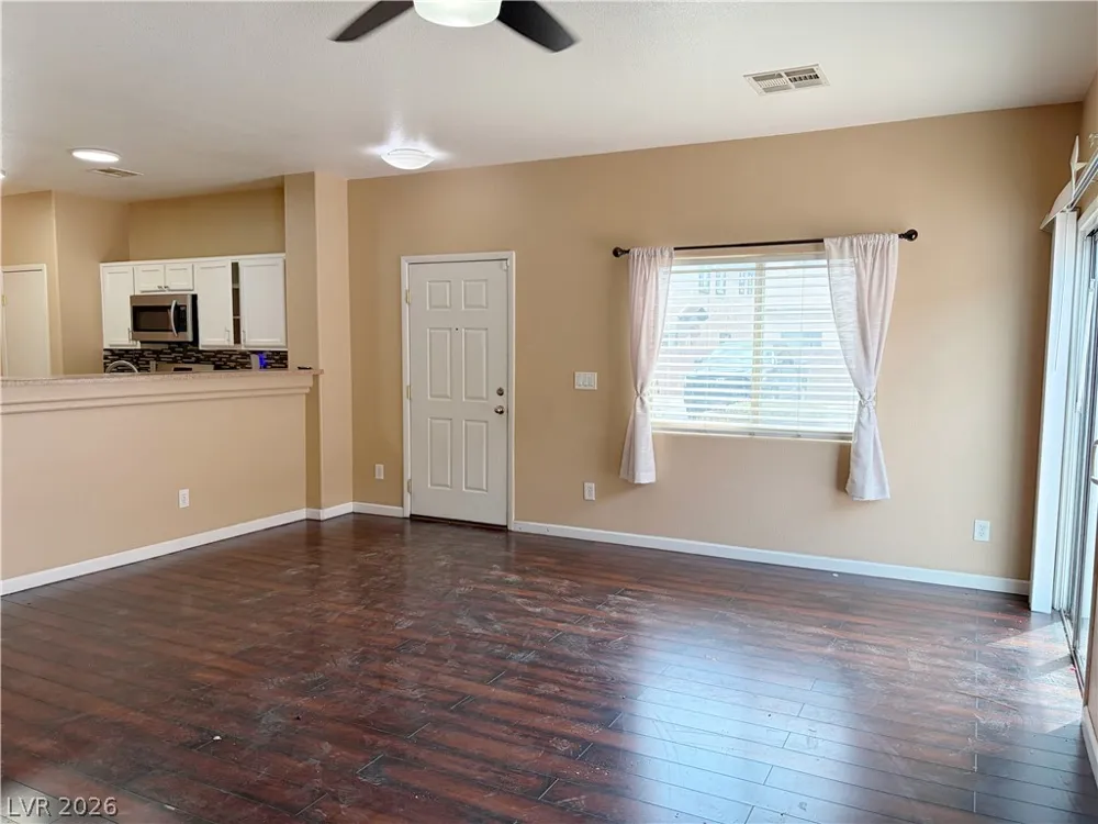 4647 Dealers Choice Way #103 Las Vegas, NV 89122