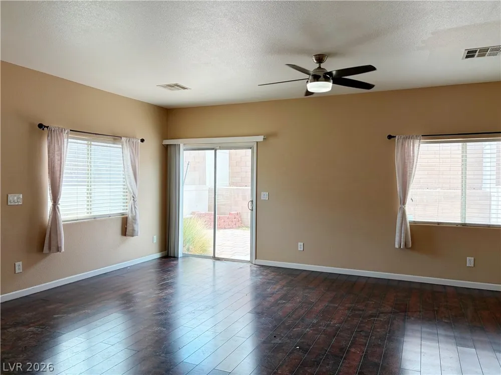 4647 Dealers Choice Way #103 Las Vegas, NV 89122