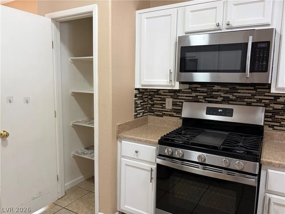 4647 Dealers Choice Way #103 Las Vegas, NV 89122