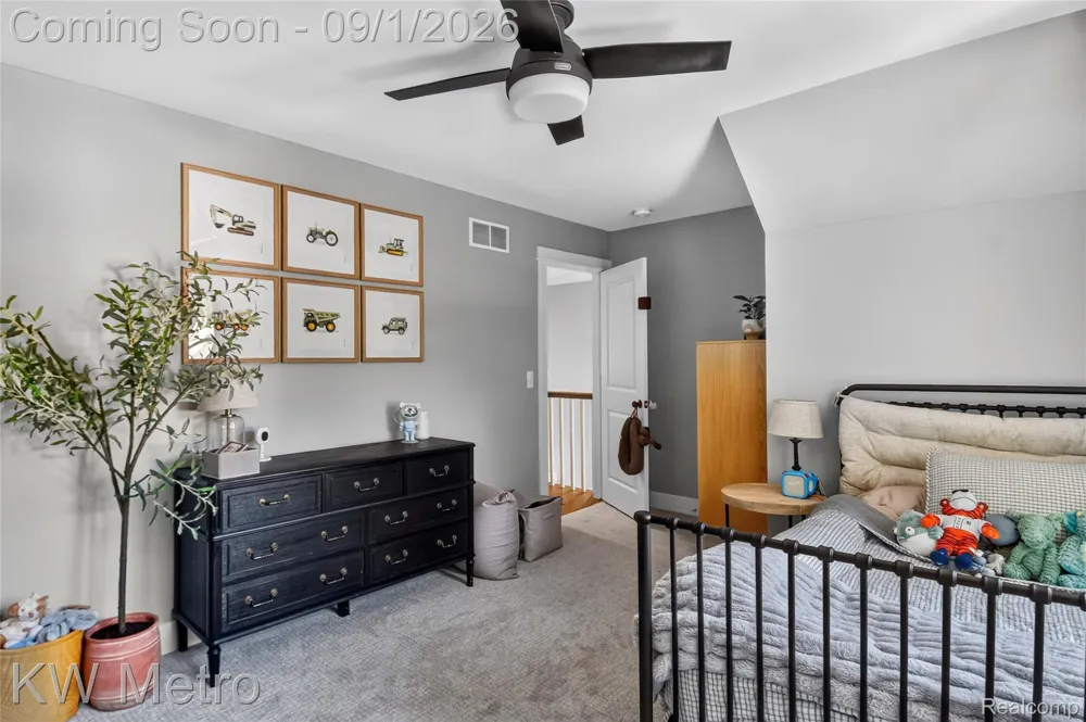 604 Forest Avenue Royal Oak City, MI 48067