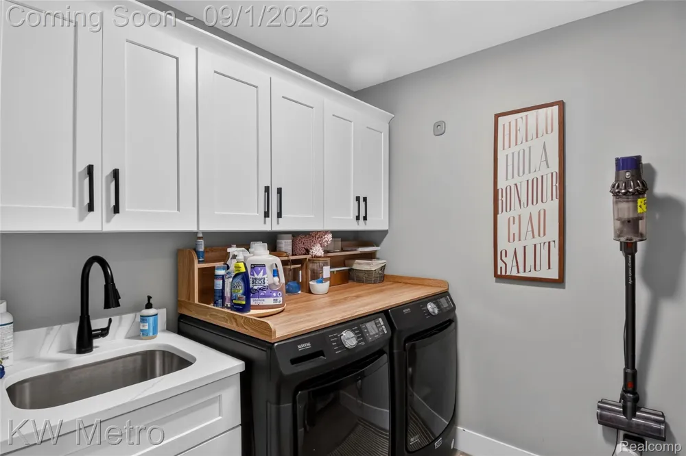 604 Forest Avenue Royal Oak City, MI 48067