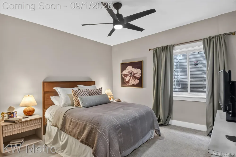 604 Forest Avenue Royal Oak City, MI 48067