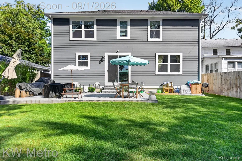 604 Forest Avenue Royal Oak City, MI 48067
