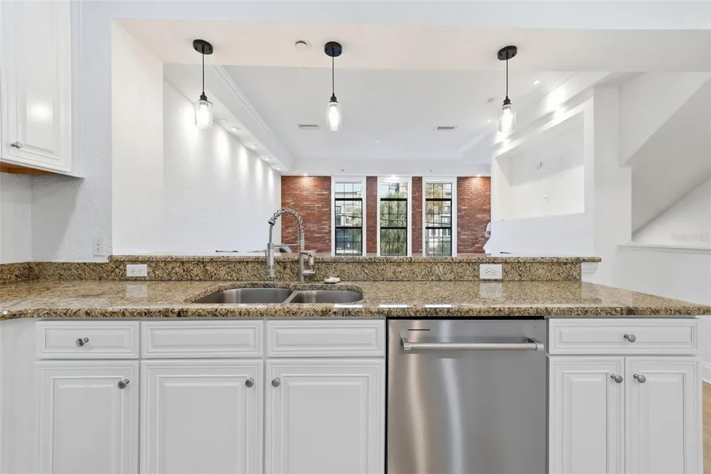 2236 SOHO BAY COURT Tampa, FL 33606
