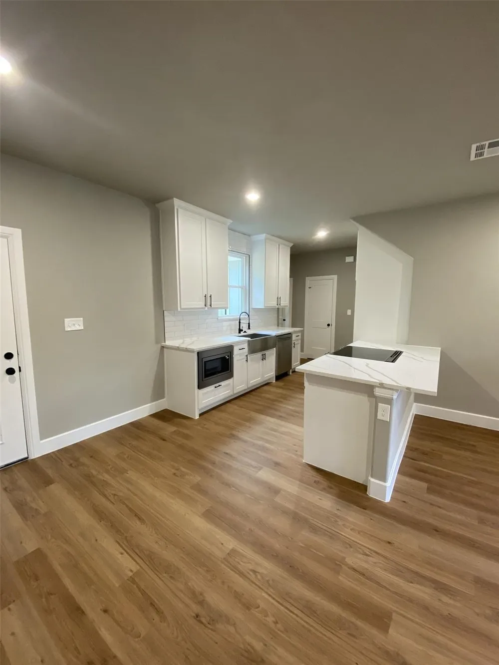 423 W Monterey Street Denison, TX 75020