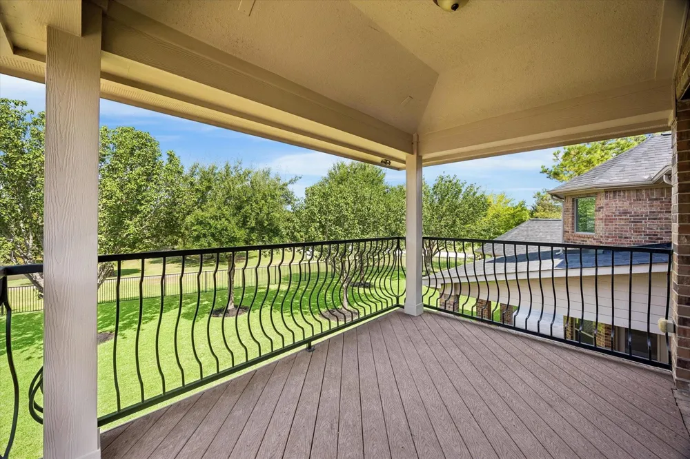 18715 Thomas Shore Drive Cypress, TX 77433